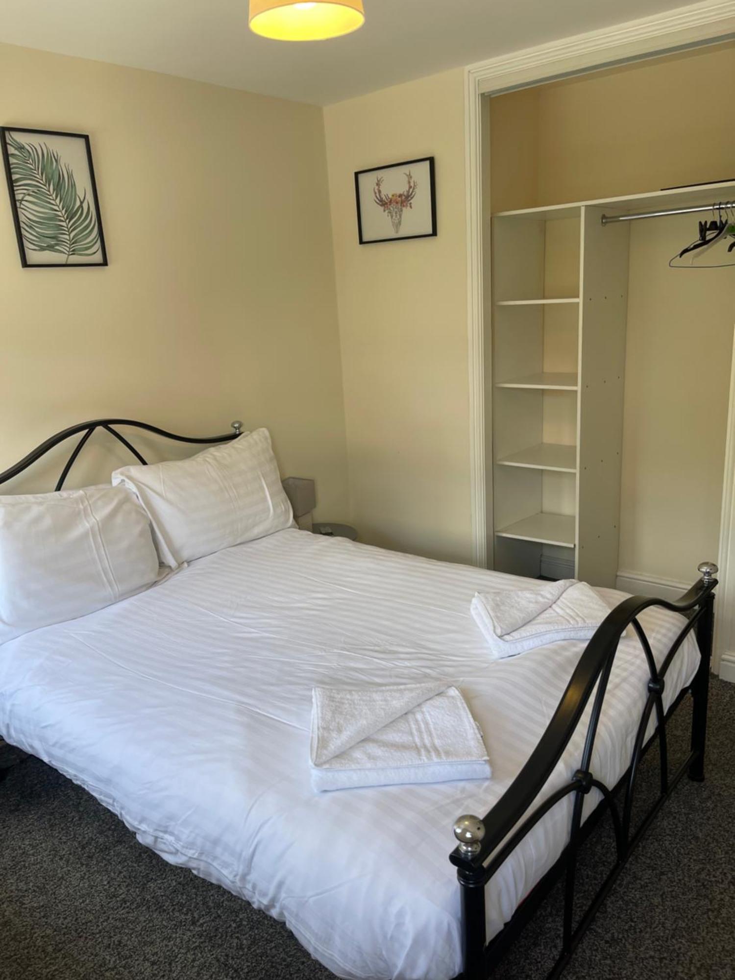 House Number 4 Sleeps Up To 4 With Smart Tvs In Every Room Wellington  Exterior foto